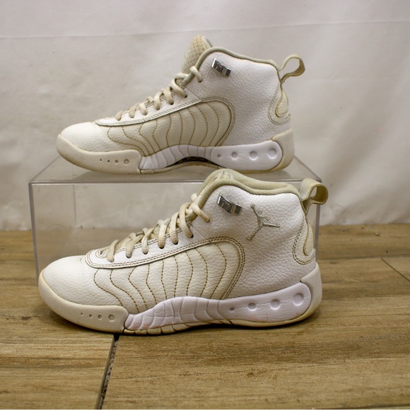 Nike Air Jordan‎ Jumpman Pro BG Platinum White Sz 4.5 Youth - Picture 1 of 10